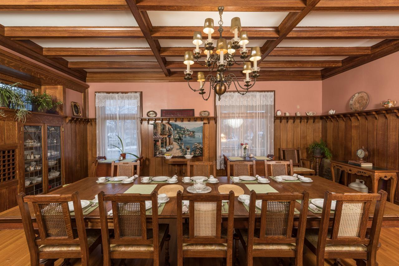 Ringling House Bed & Breakfast Baraboo Extérieur photo