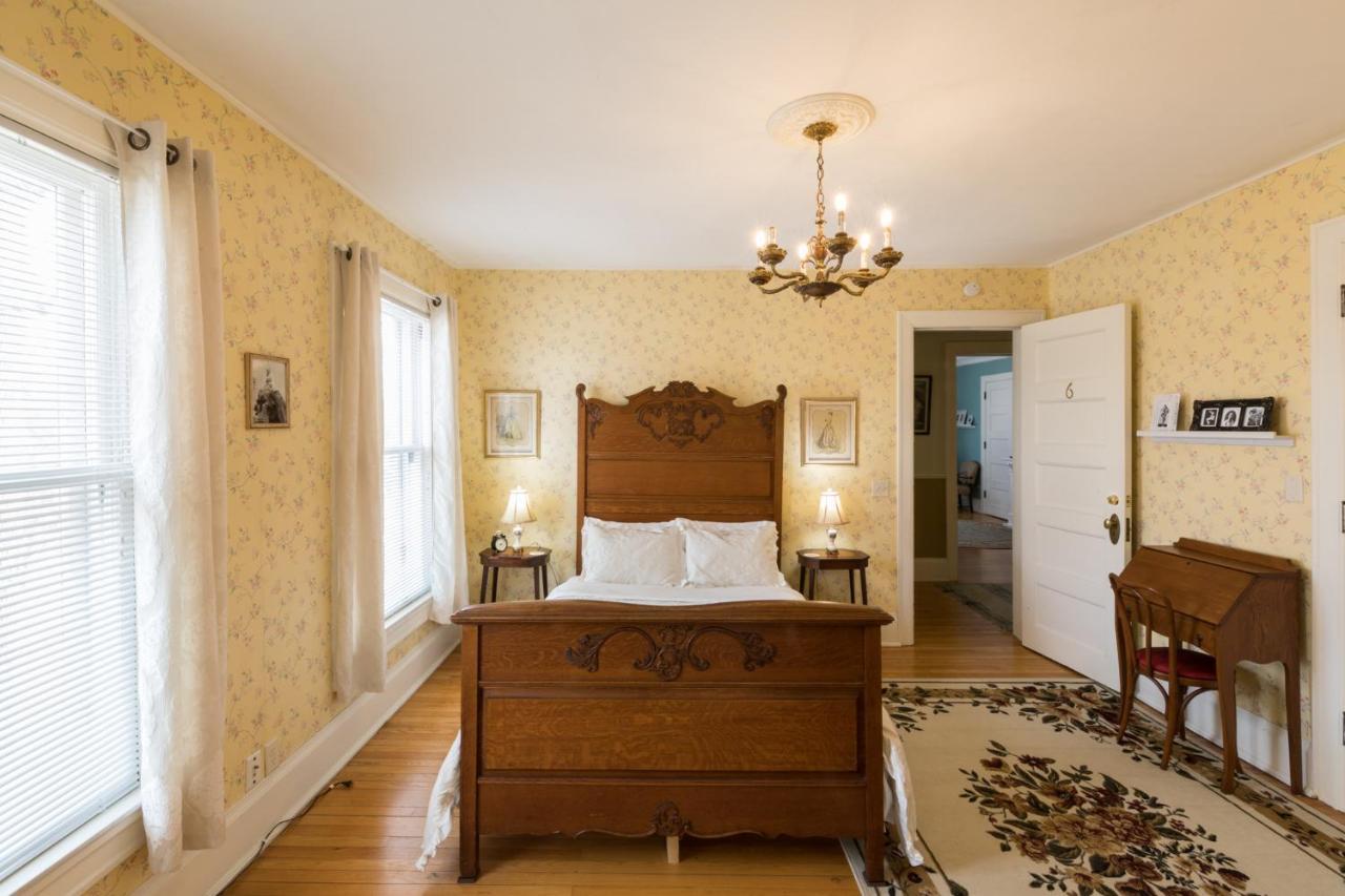 Ringling House Bed & Breakfast Baraboo Extérieur photo